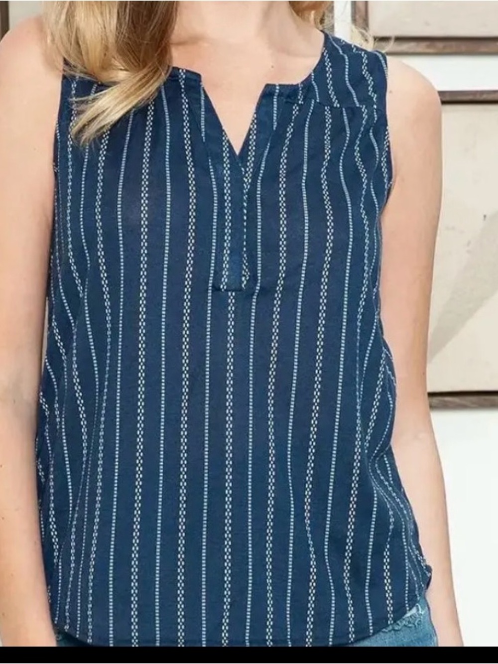 Women's Navy Vertical Stripe Sleeveless Split-Neck Sleeveless Top